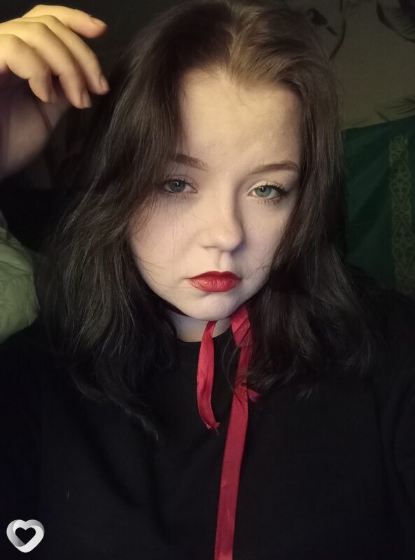 Елизавета, 22, Ухте — анкета №3941572