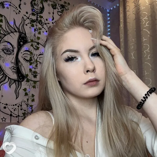 Полина, 20, Барнауле — анкета №3942009