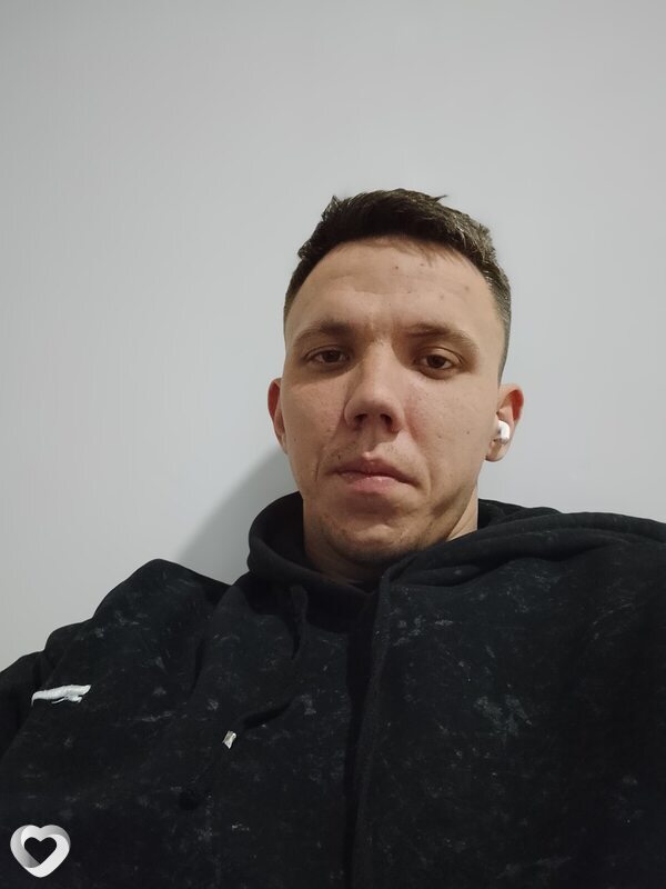Миша, 26, Москве — анкета №3942565