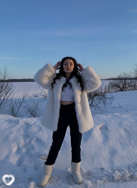 Карина, 24, Саратове — анкета №3942733