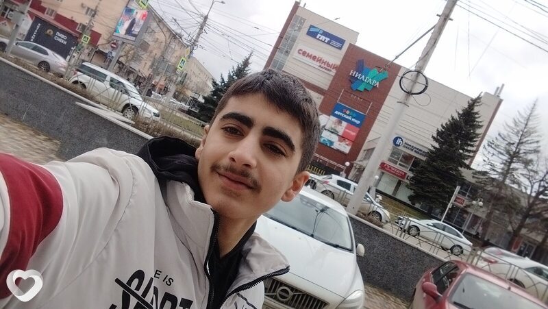 Рамис, 18, Москве — анкета №3943404