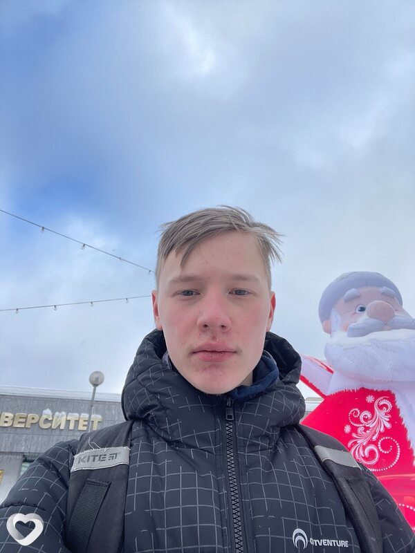 Михаил, 18, Москве — анкета №3943957