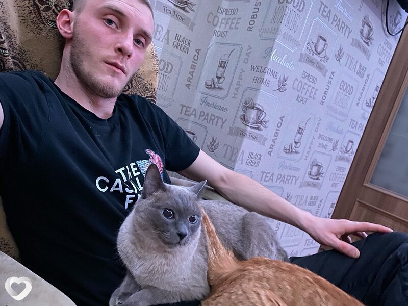 Максим, 27, Курчатове — анкета №3944014