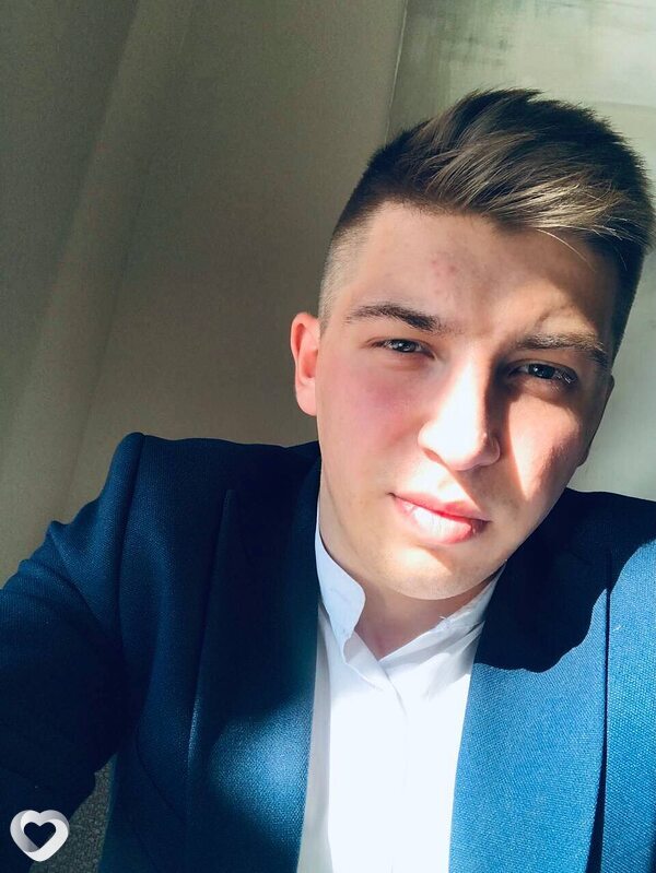 Юрий, 22, Тюмени — анкета №3944394