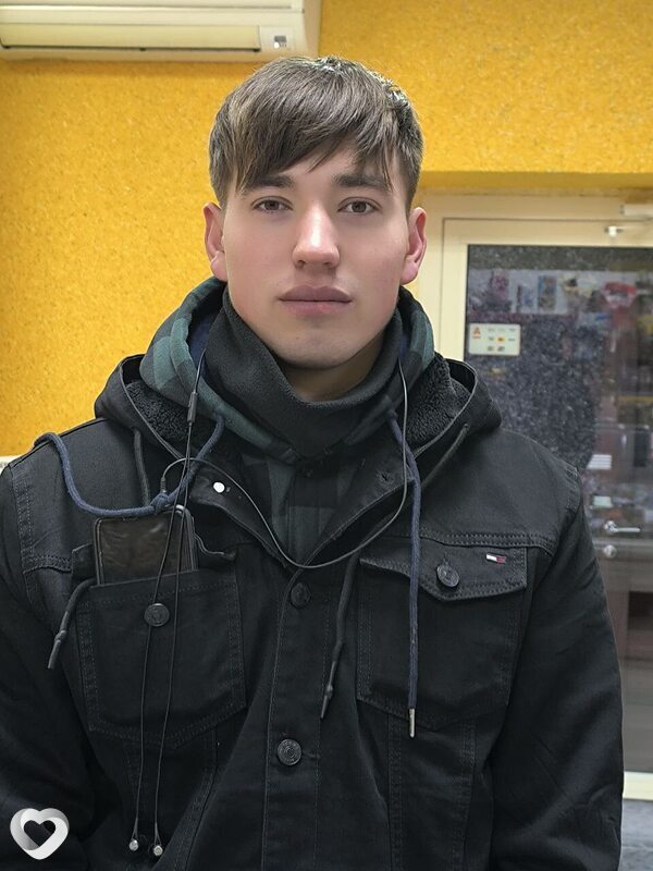 Фёдор, 24, Чебоксарах — анкета №3944188
