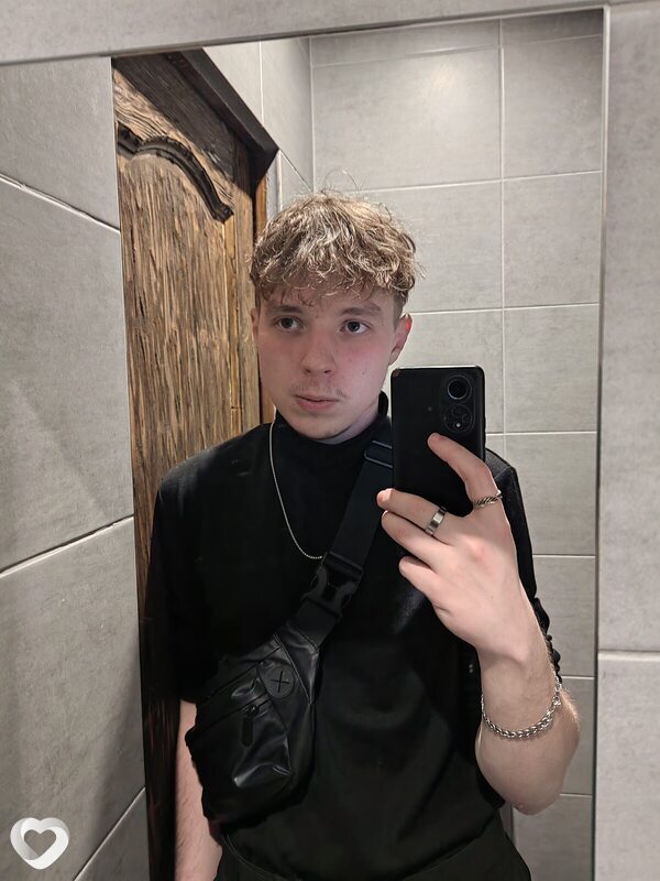Антон, 24, Казани — анкета №3944205