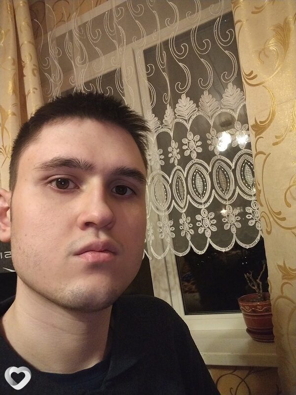 Миша, 19, Москве — анкета №3944630