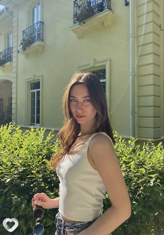 Лиза, 21, Краснодаре — анкета №3944673
