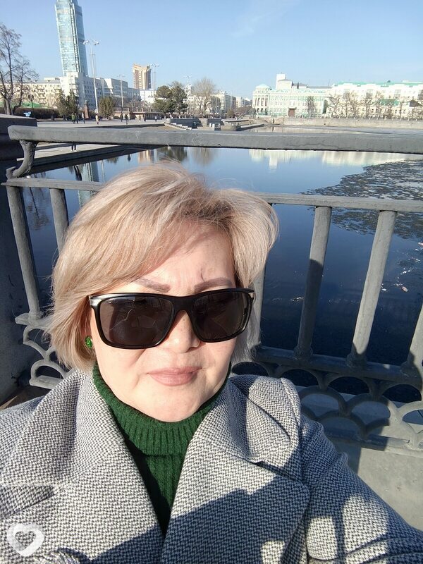 Айна, 58, Екатеринбурге — анкета №3944895