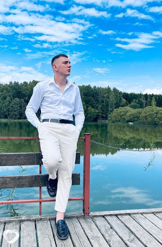 Иван, 22, Москве — анкета №3945113