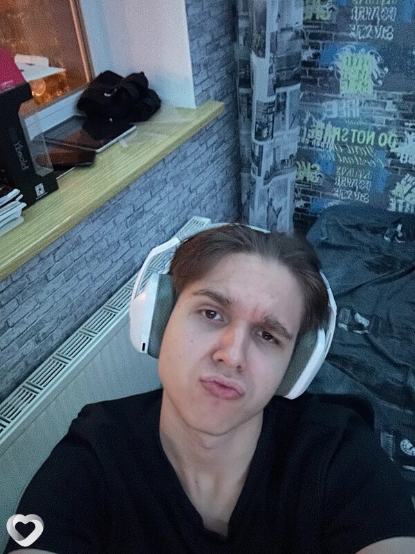 Сема, 19, Москве — анкета №3945212