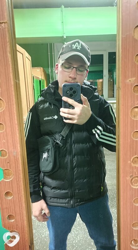 Иван, 20, Кирове — анкета №3945251