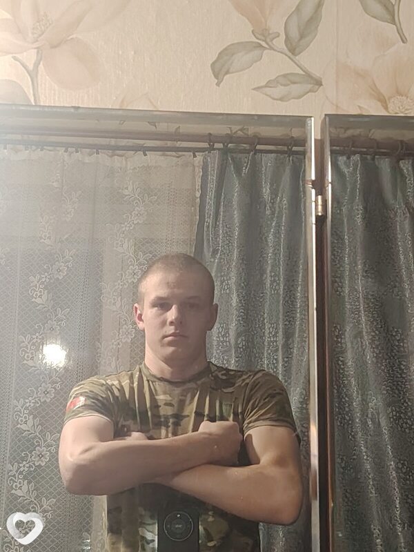 Максим, 19, Минске — анкета №3945433