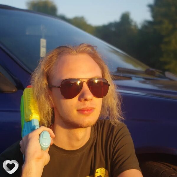 Евгений, 23, Витебске — анкета №3945570