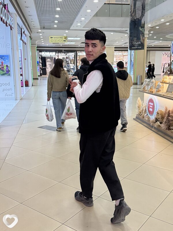 Laziz, 20, Воронеже — анкета №3945931