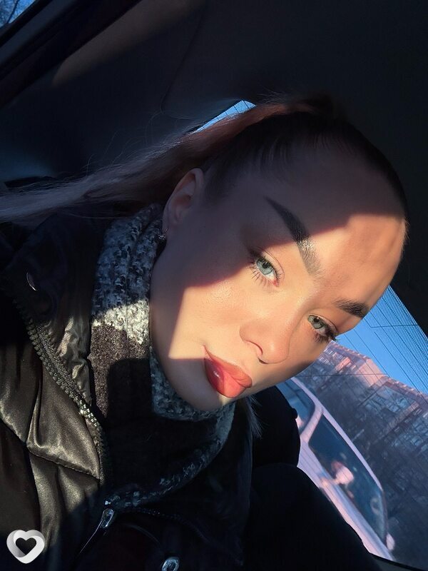 Виолетта, 21, Благовещенске — анкета №3946175