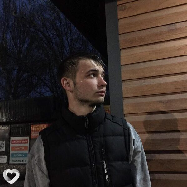 Илья, 21, Бишкек — анкета №3946629