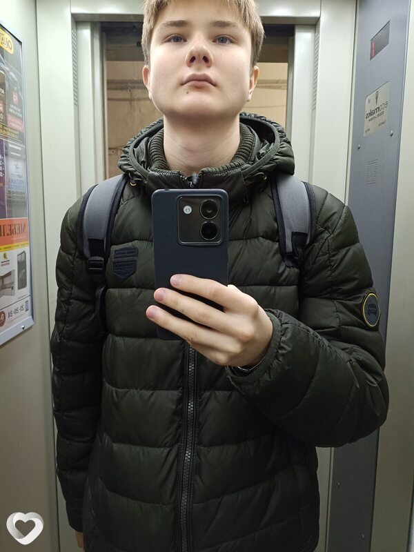 Денис, 19, Томске — анкета №3946835