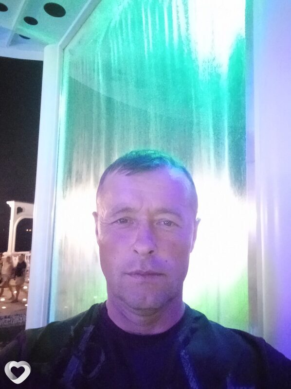 Михаил, 41, Белогорске — анкета №3947232