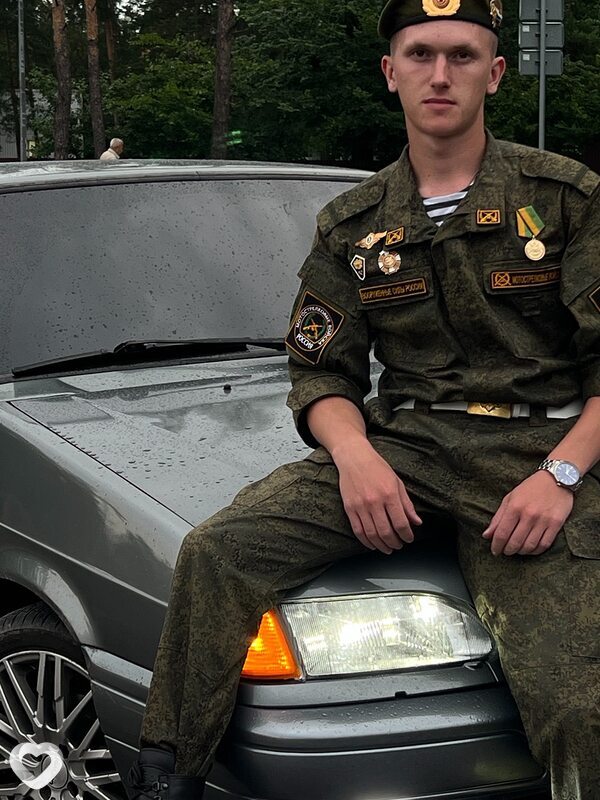 Данила, 22, Барнауле — анкета №3947429