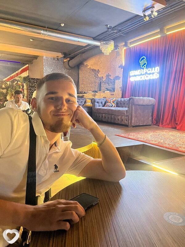 Максим, 23, Кемерове — анкета №3949224