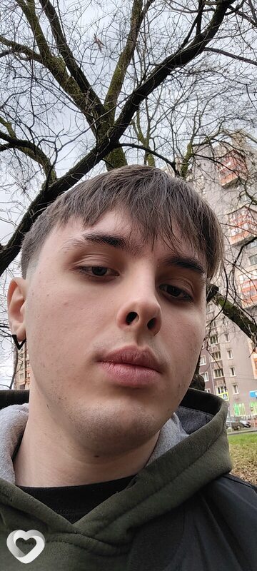 Юра, 19, Москве — анкета №3948831