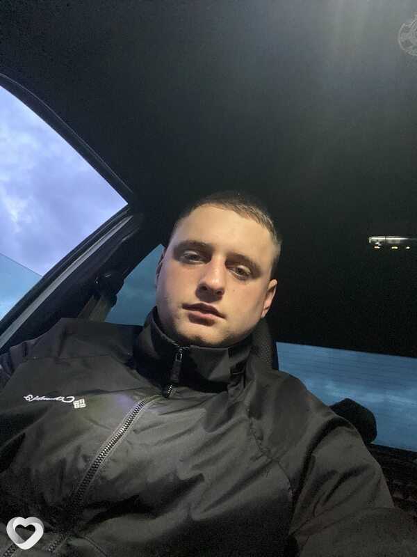 Максим, 23, Ростове-на-Дону — анкета №3948838