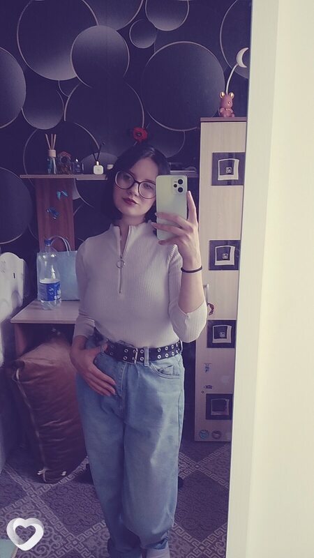 Анастасия, 20, Каменске-Уральском — анкета №3948944