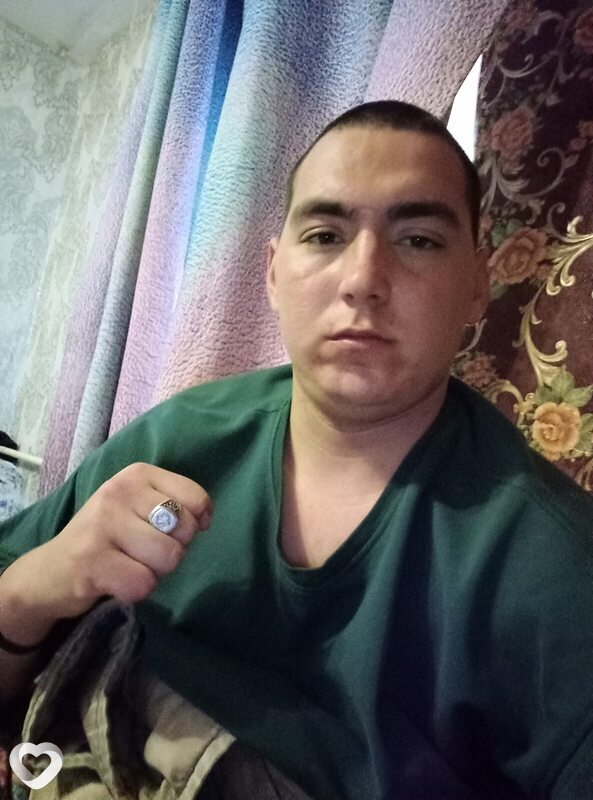 Кирил, 19, Краснодаре — анкета №3949255