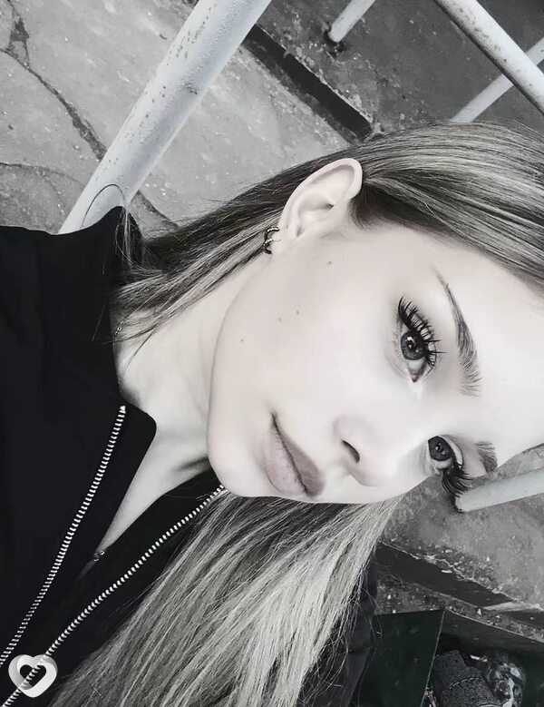 Катя, 19, Москве — анкета №3950327