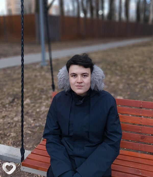Артём, 18, Москве — анкета №3950329