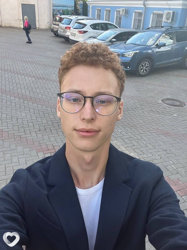 Лёша, 22, Москве — анкета №3949935