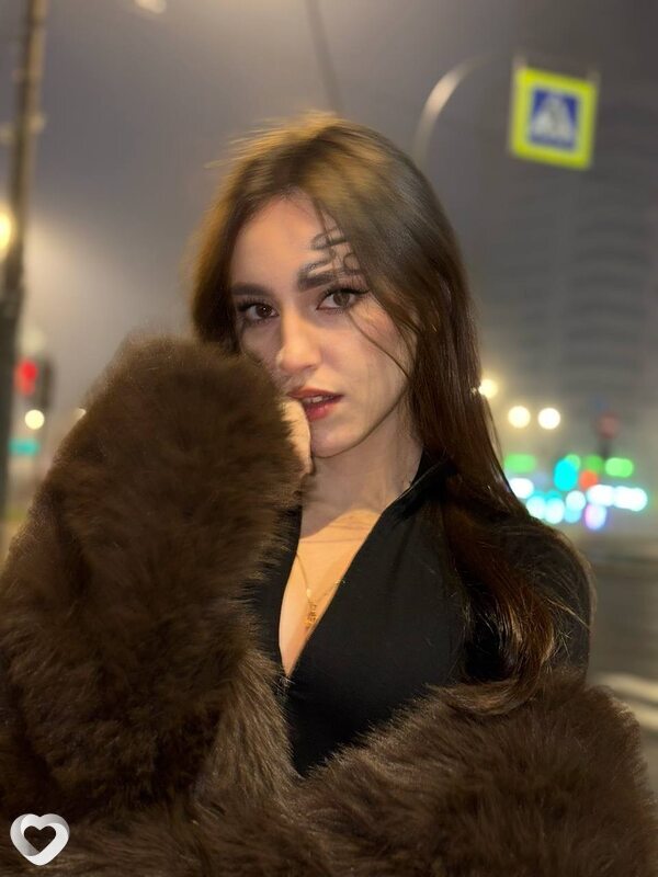 Даша, 20, Санкт-Петербурге — анкета №3950303