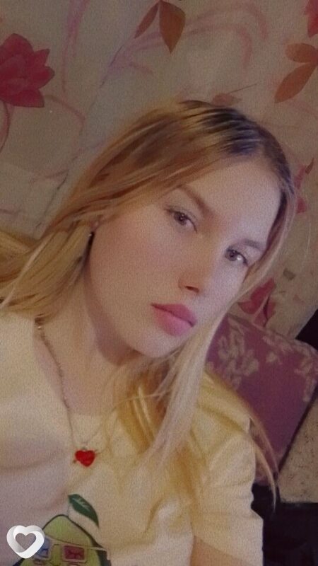 Алёна, 19, Белове — анкета №3951577