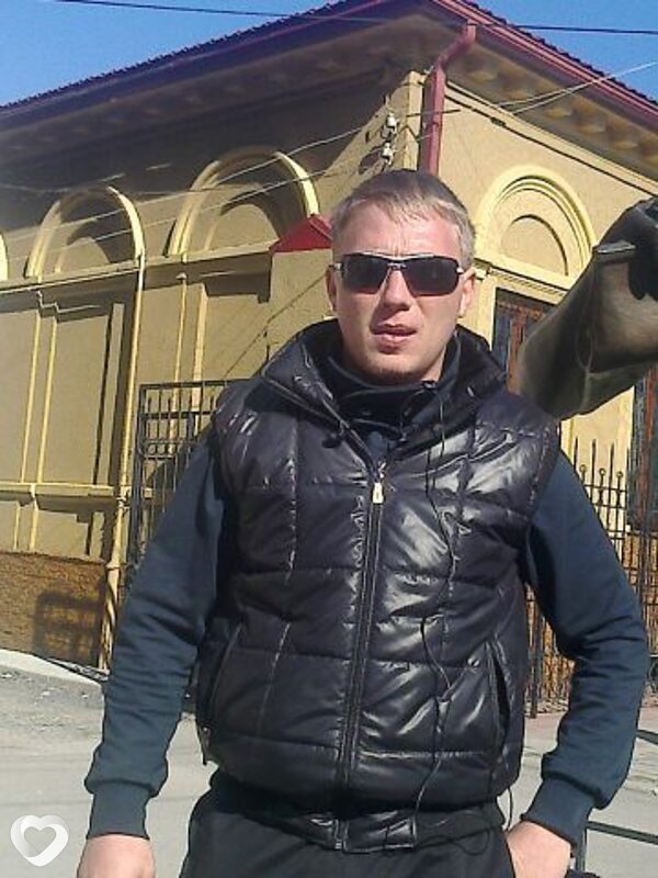 Юрий, 41, Ростове-на-Дону — анкета №3952351