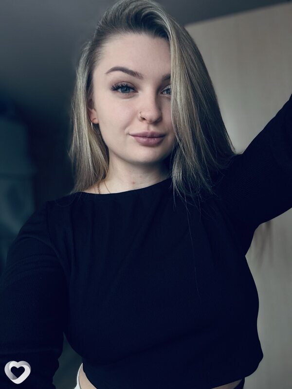 Софья, 24, Новомосковске — анкета №3953993