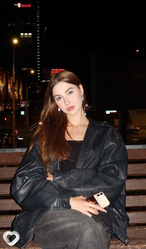 Карина, 20, Гомеле — анкета №3954207