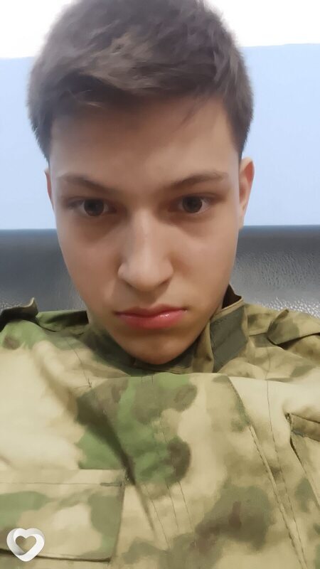 Влад, 18, Нижневартовске — анкета №3954408