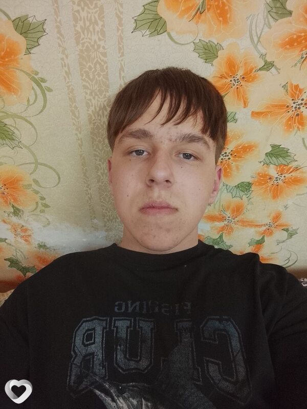 Артём, 18, Минске — анкета №3954827