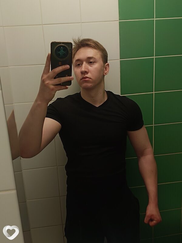 Кирилл, 25, Новосибирске — анкета №3954986