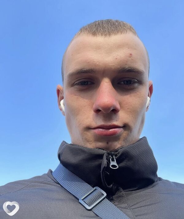 Артем, 23, Солигорске — анкета №3955073