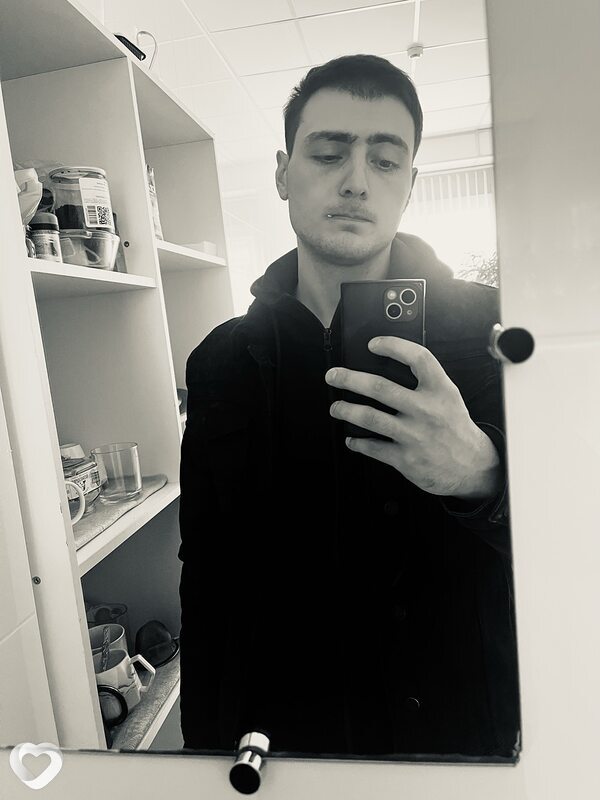 Гриша, 22, Волгограде — анкета №3955282