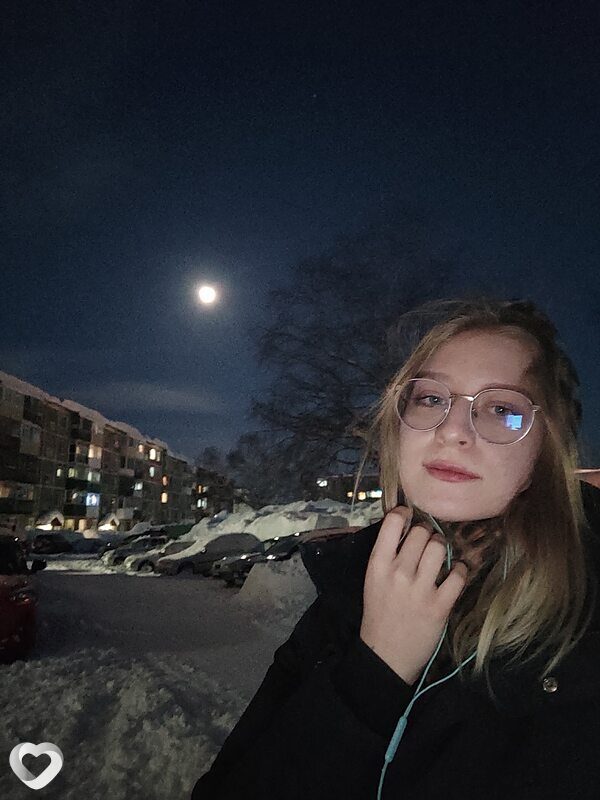 Аня, 21, Электростали — анкета №3956926