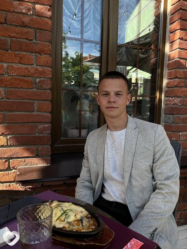 Петр, 22, Улан-Удэ — анкета №3957852