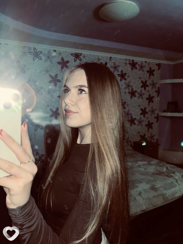 Арина, 20, Барнауле — анкета №3957981