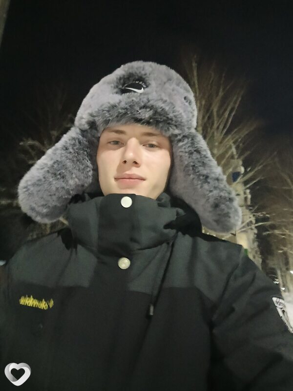 Максим, 20, Челябинске — анкета №3958657
