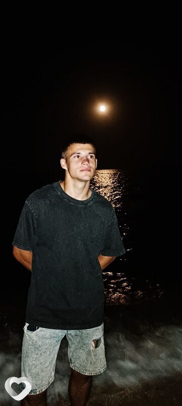Алексей, 24, Макеевке — анкета №3959438