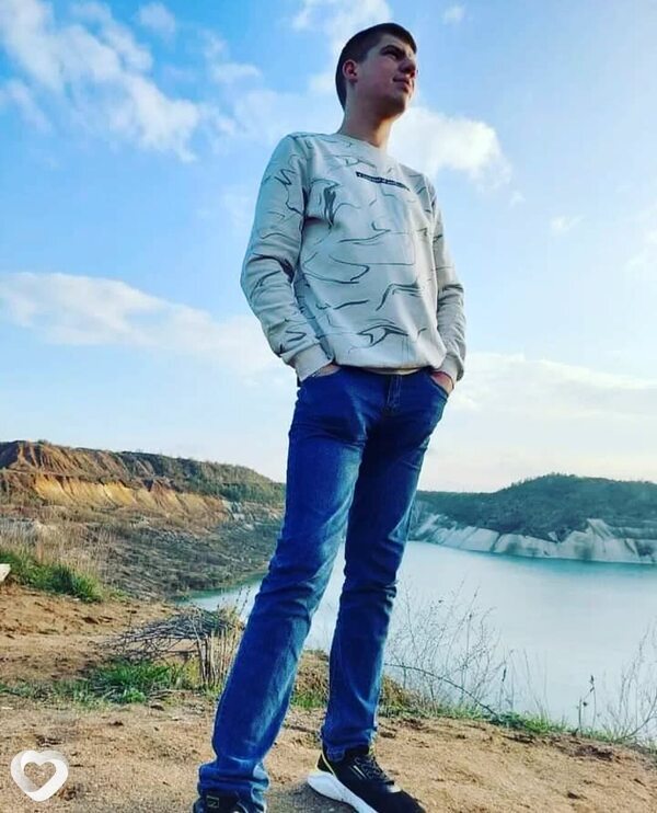 Артем, 25, Волковыске — анкета №3959955