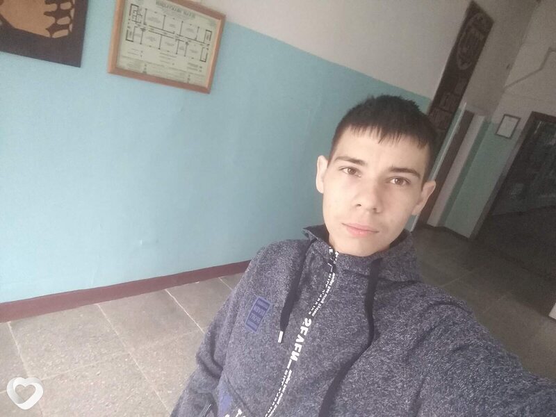 Александр, 26, Димитровграде — анкета №3960306