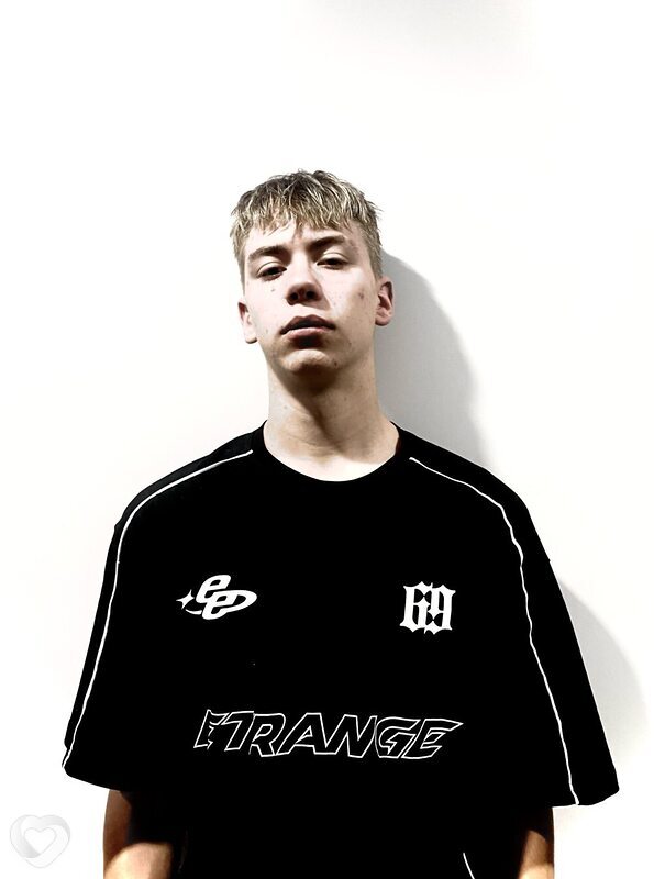 Даниил, 18, Москве — анкета №3960869